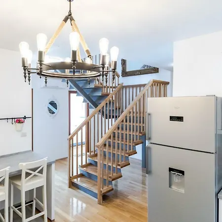 בית הארחה Tajla 3*