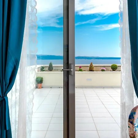 Tajla Guest house