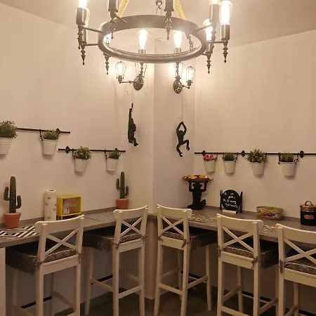 Tajla Pensionat Split